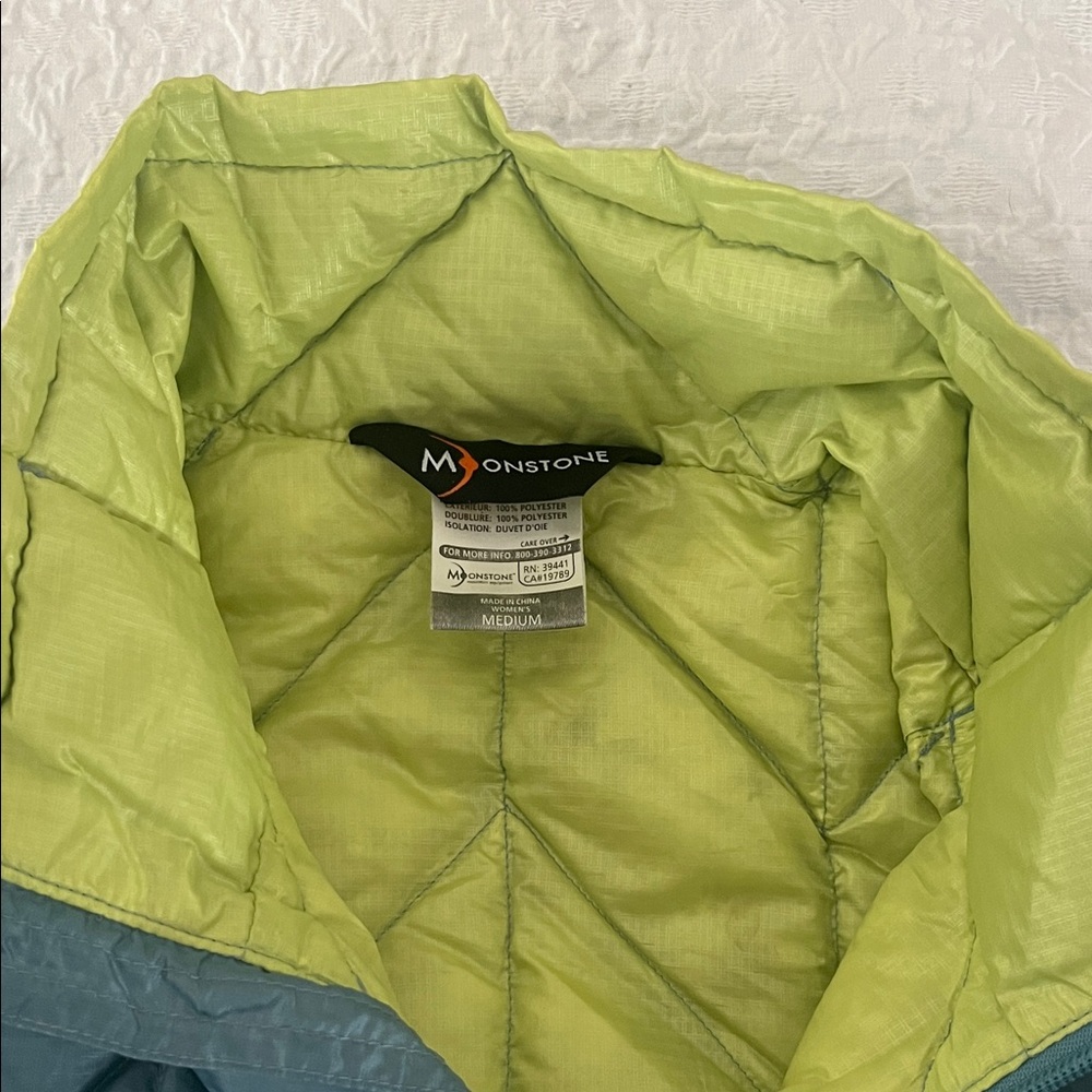 Moonstone Lightweight Teal Blue Quilted Jacket with Lime Green Lining - Picture 2 of 2